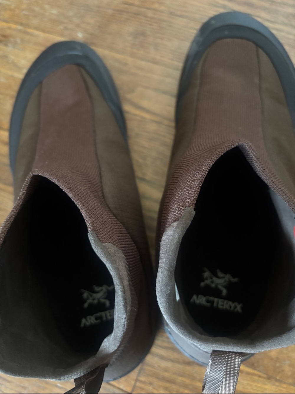 Arcteryx kragg insulated Men's Brown Slip-On Shoes - Picture 3 of 8